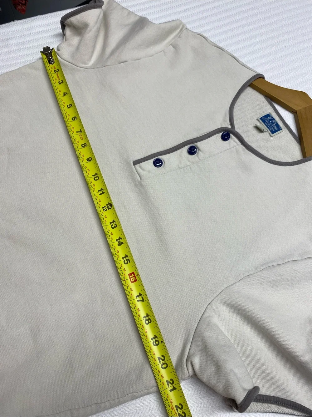 J.Crew Vintage Fleece Henley Sweatshirt Short Sleeve Cream Medium Heritage